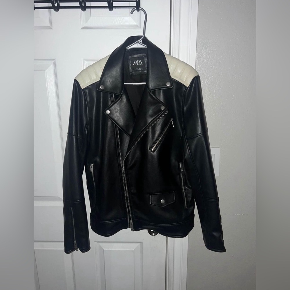 Never Worn - image 2